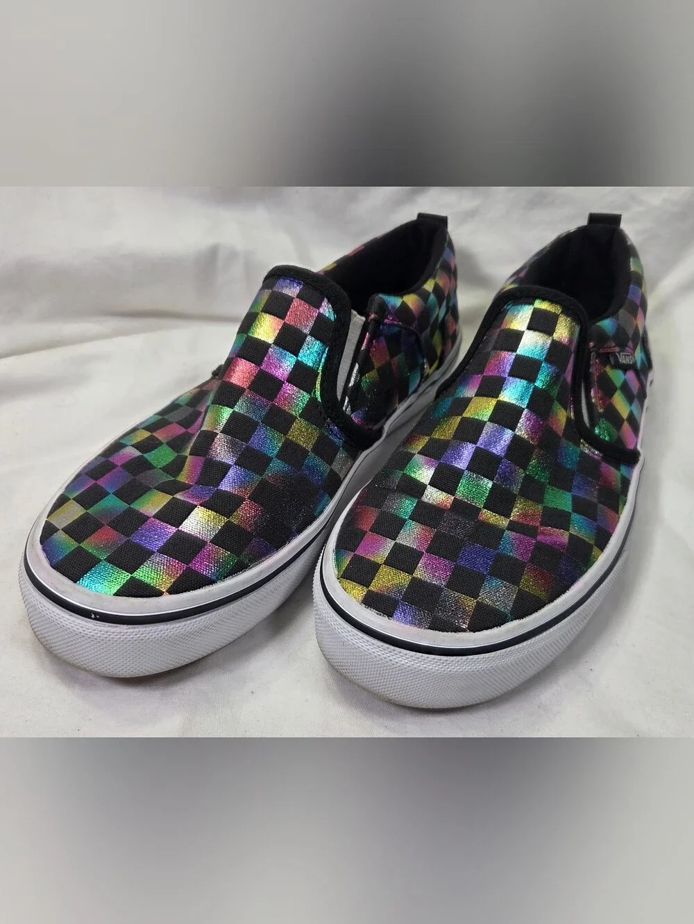 Vans Kids Slip-On Sneakers Black with Iridescent Rainbow Checkerboard Girl Sz 4